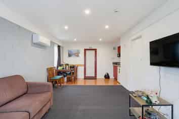 1 Hurworth Place, College Estate