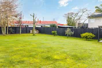 11 Willow Grove, Waipukurau