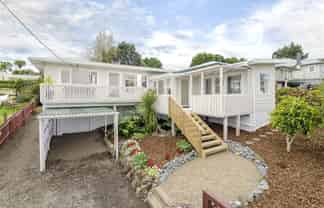40 Puriri Street, Helensville