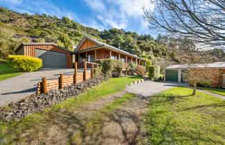 1 Beach Place, Havelock