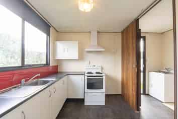 1A Reeves Close, Fairview Downs