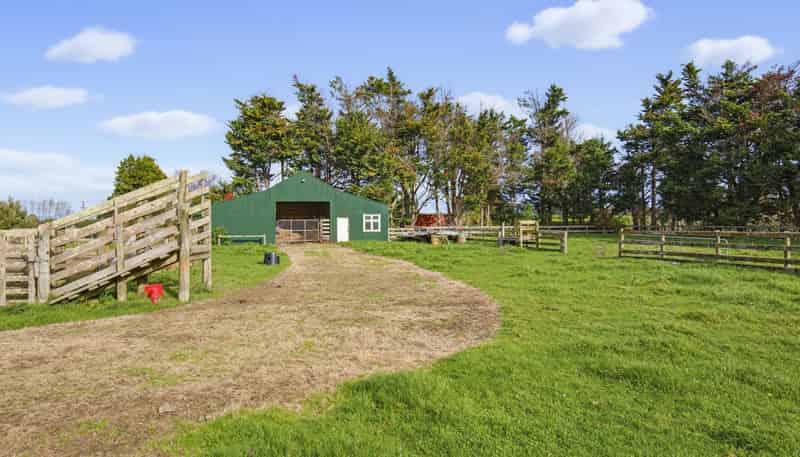 36 Painua Road, Hokio Beach