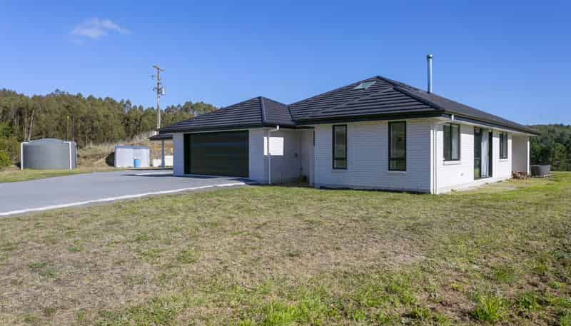 1 Lemonwood Lane (House), Kinloch