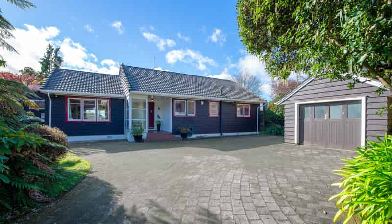 11 Matipo Avenue, Matipo Heights