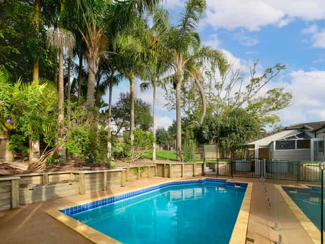 49 Weatherly Road, Torbay