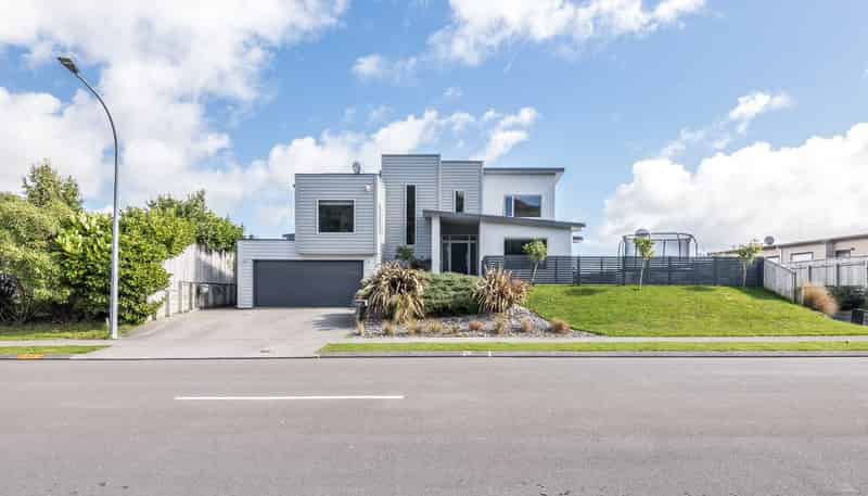 104 Navigation Drive, Whitby