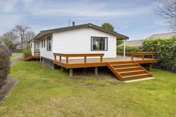 48 Grace Crescent, Richmond Heights