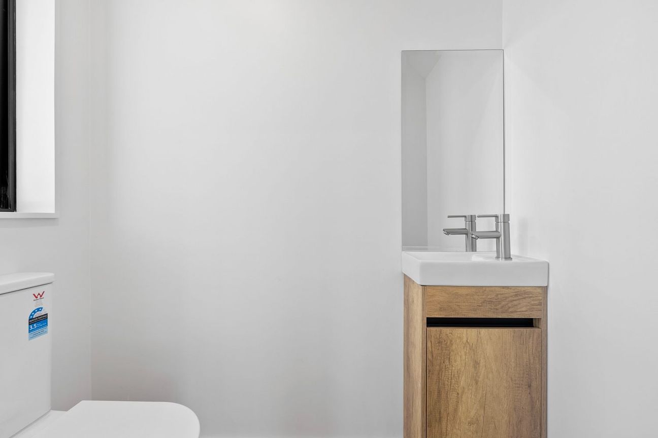 New 3-Bedroom Townhouse, Kelston, Albert Road – další