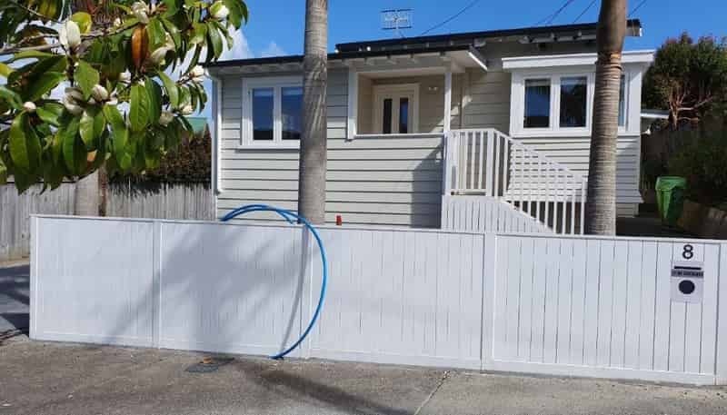 8 Bungalow Ave, Point Chevalier