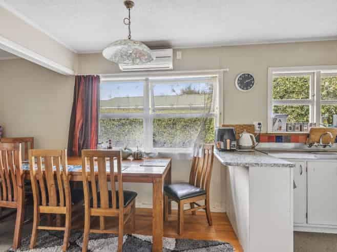 82 Fitzroy Avenue, Fitzroy
