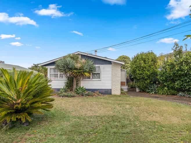 82 Fitzroy Avenue, Fitzroy