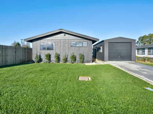 80 Main Street, Mataura