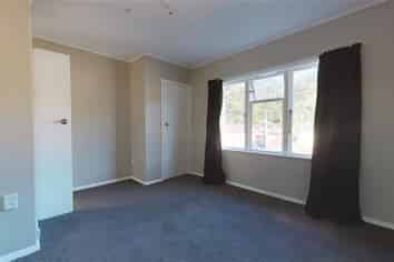 12B Eldon Grove, Taita