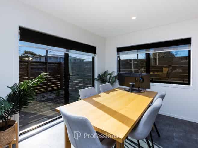 22 Palmer Crescent, Silverstream