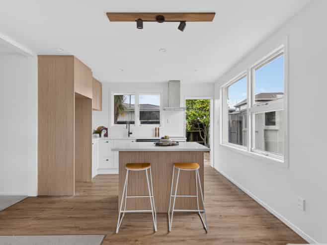 1A Quinns Road, Shirley