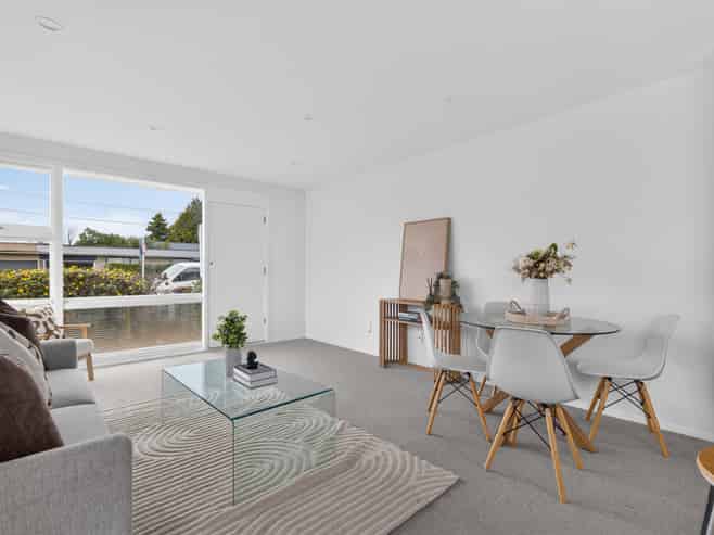 1A Quinns Road, Shirley
