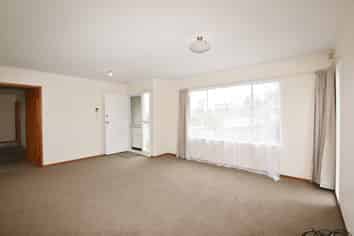 45  Stott Avenue, Birkdale