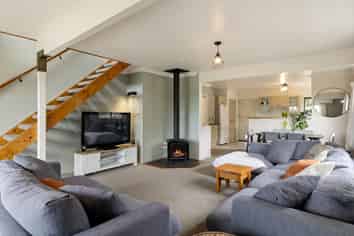 29 Glendale Drive, Dinsdale