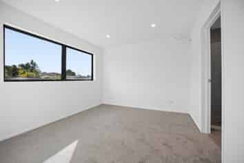 Auckland - Address withheld