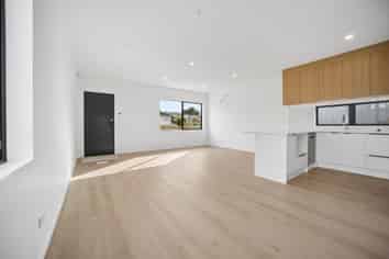 Auckland - Address withheld
