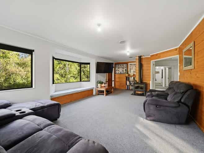 379 Tauranga Direct Road, Hamurana