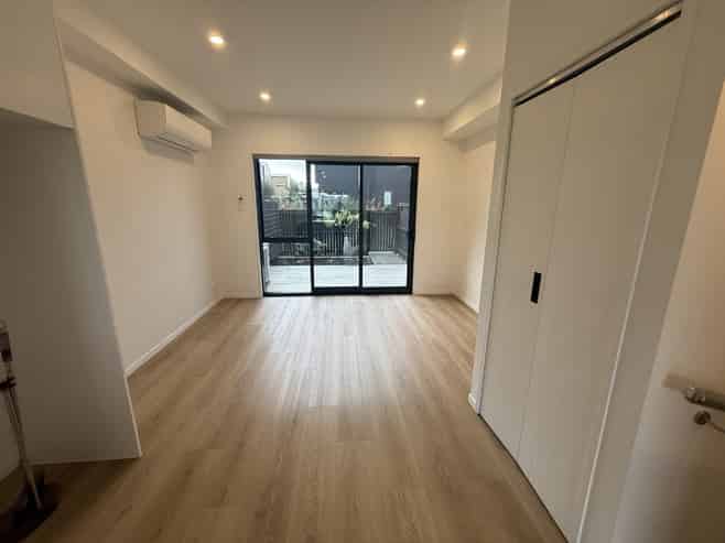 56 Whakatupu Road, Flat Bush