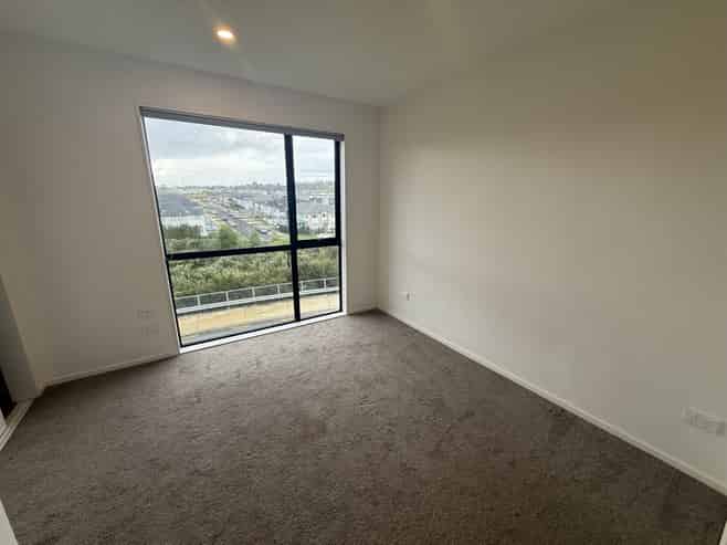 56 Whakatupu Road, Flat Bush