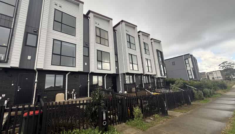 56 Whakatupu Road, Flat Bush