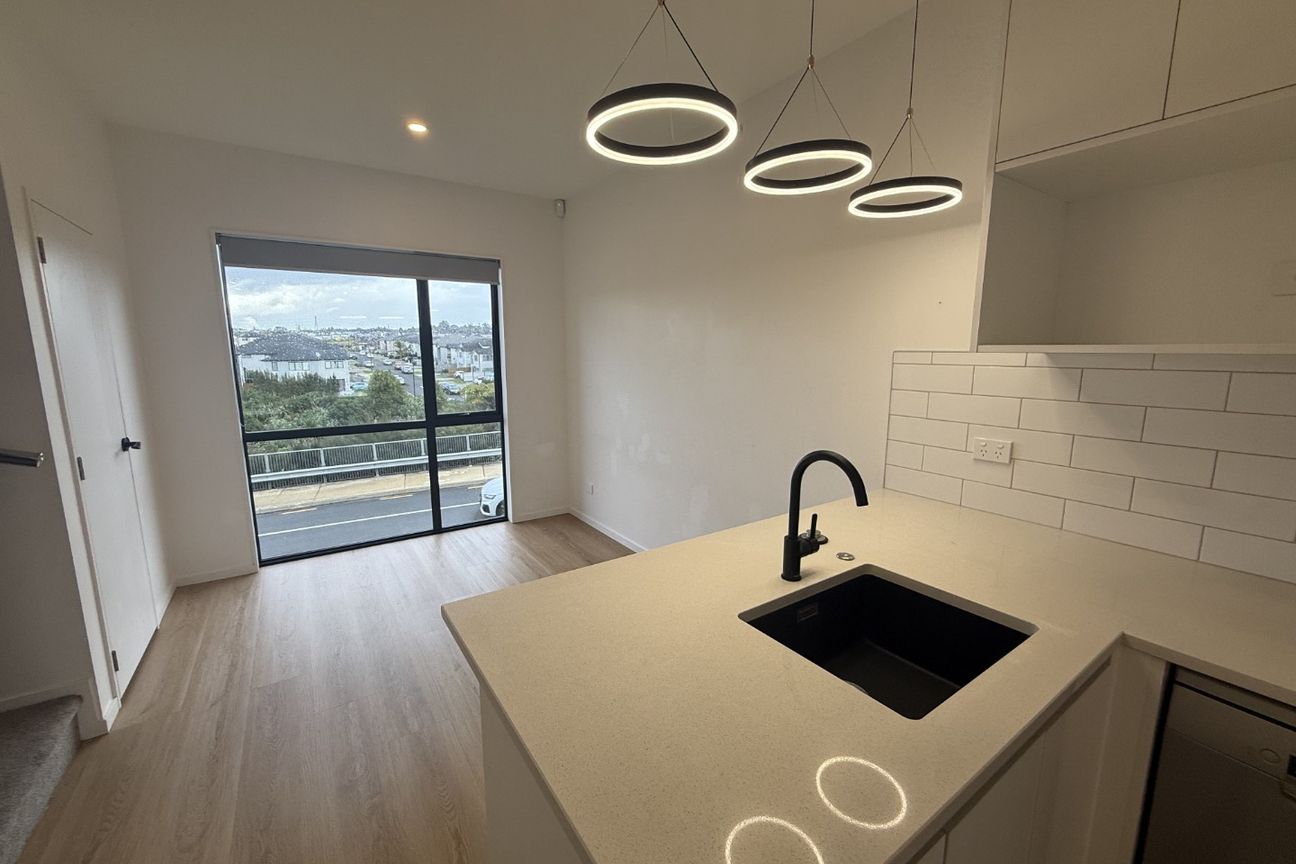 3 Bedroom Family Home in Flat Bush - Bild 3