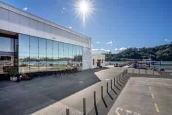 PREMIUM TURNKEY OFFICE CATALINA BAY WATERFRONT
