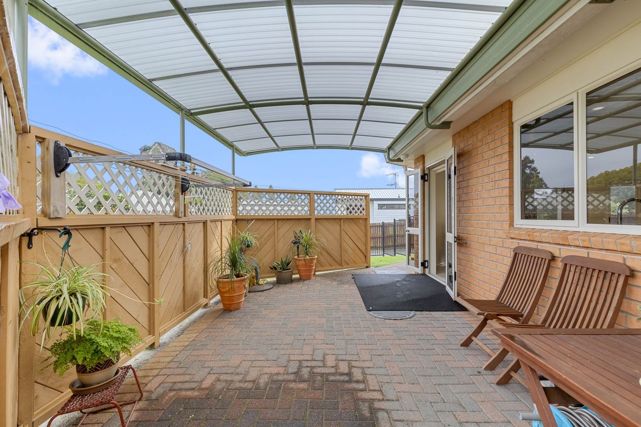 Low Maintenance Living - Meer