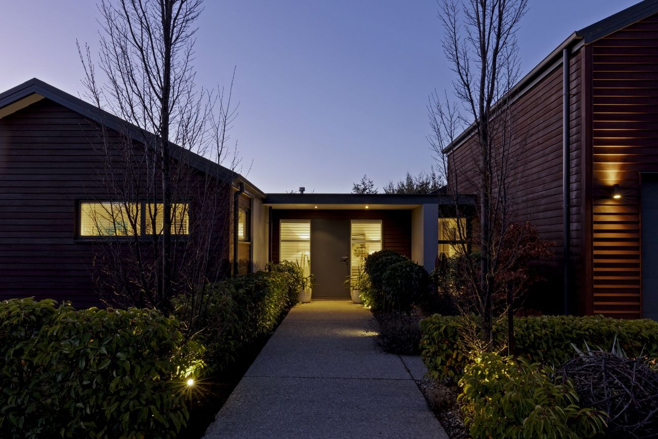 Crafted for Comfort, Framed by the Mountains - Vista 4