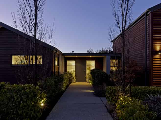 2 Aberdare Court, Jacks Point