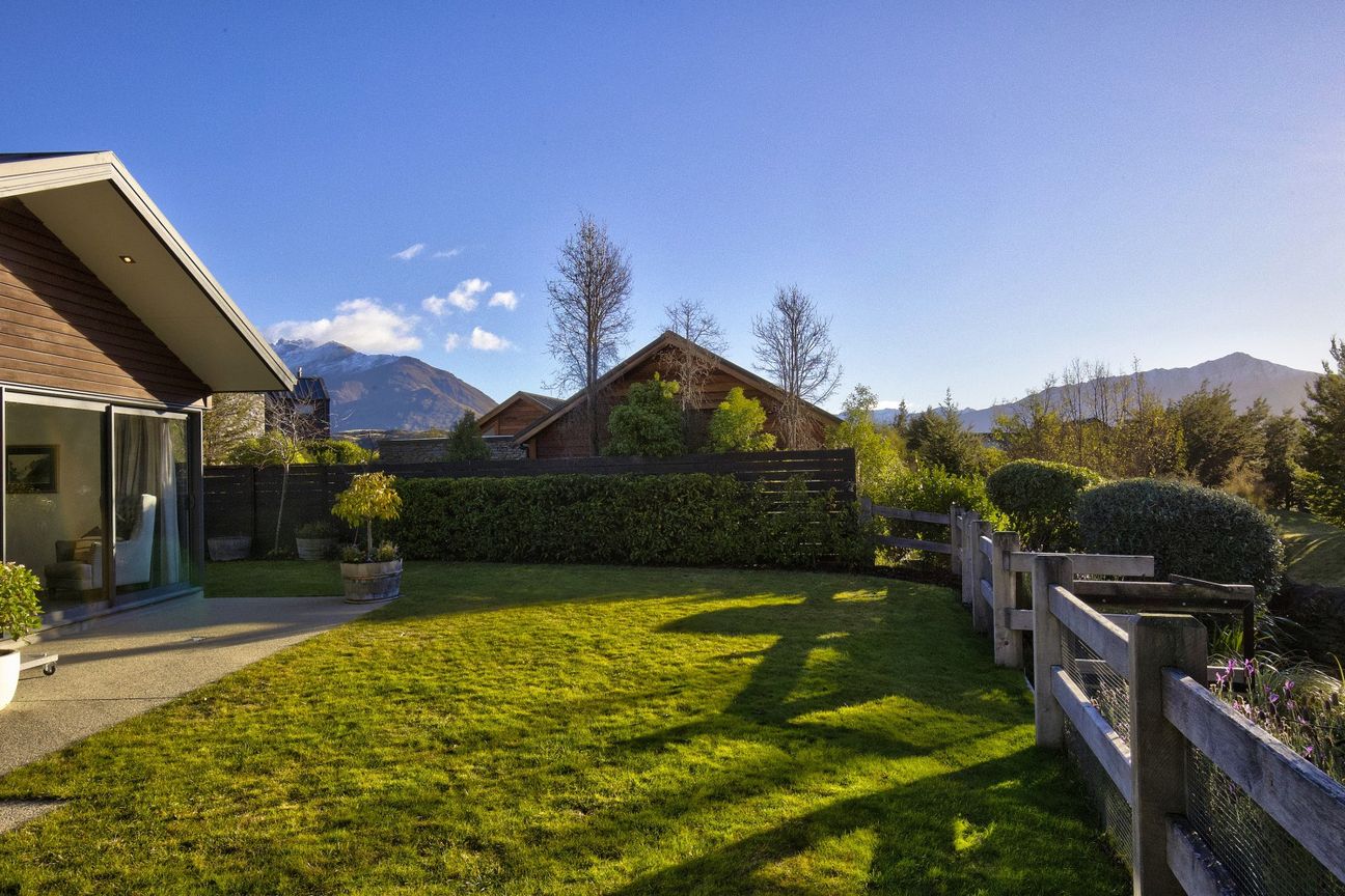 Crafted for Comfort, Framed by the Mountains - Vista 2