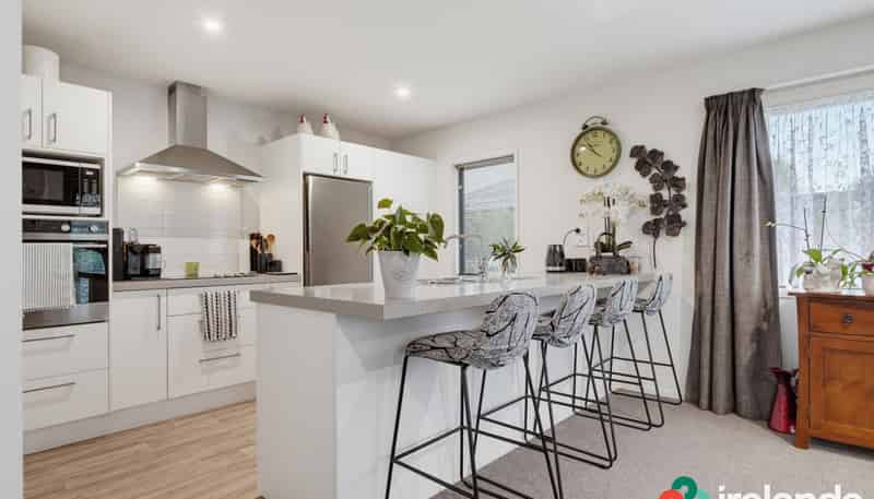 8 Hartford Crescent, Rolleston