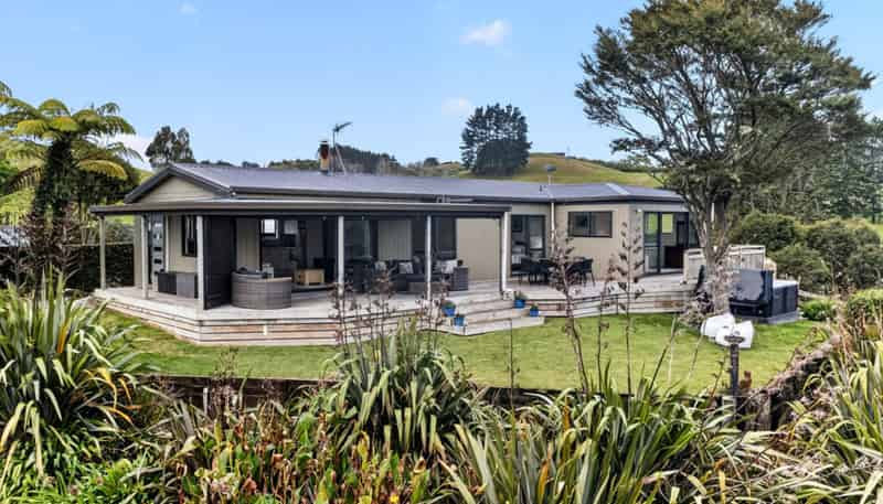 1001 Hunua Road, Hunua