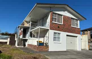 5 Mcleod Road, Henderson