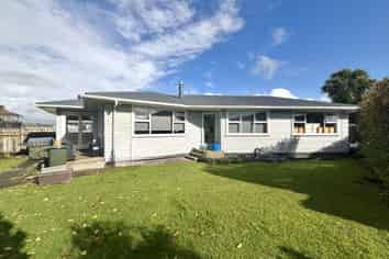 54 Lord Cobham Avenue, Whakatane