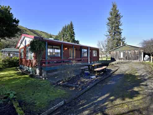 38 Matai Crescent, Tapawera