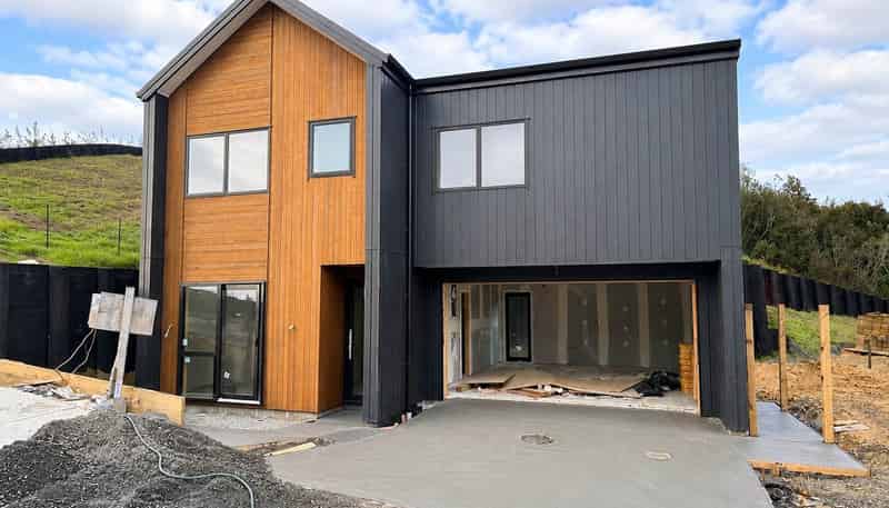 72 Awa Uru Road, Orewa