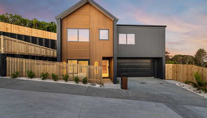 72 Awa Uru Road, Orewa