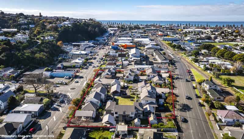 150 Carlyle Street, 6 Nelson Crescent and 33-37 Welles, Napier Central