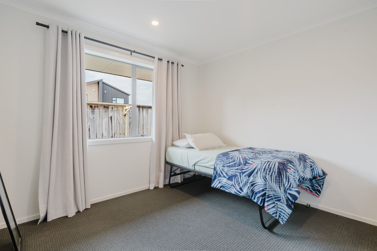 Private, Central, Owner Moving On! - Daha fazla