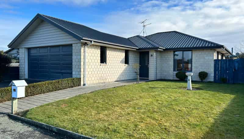 15 James Street, Allenton