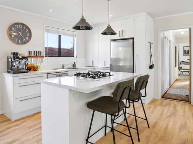 46 Lavelle Road, Henderson