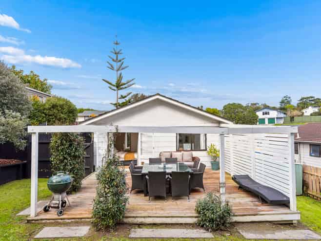 46 Lavelle Road, Henderson