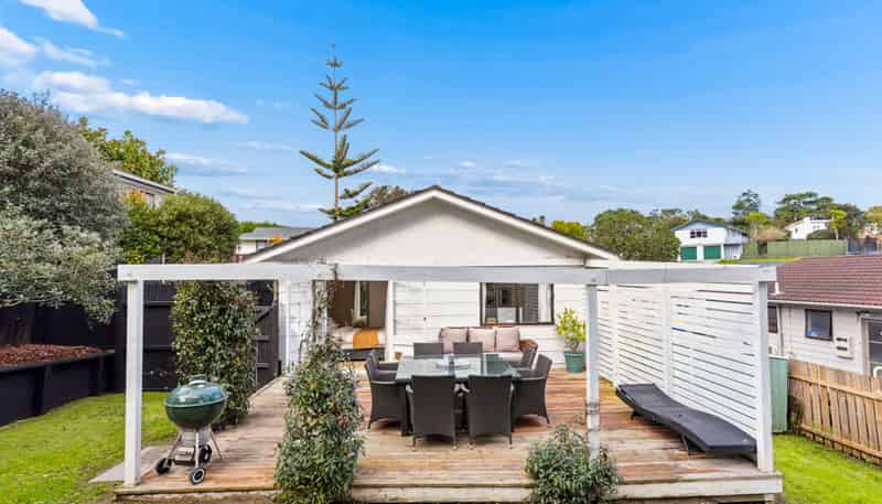 46 Lavelle Road, Henderson