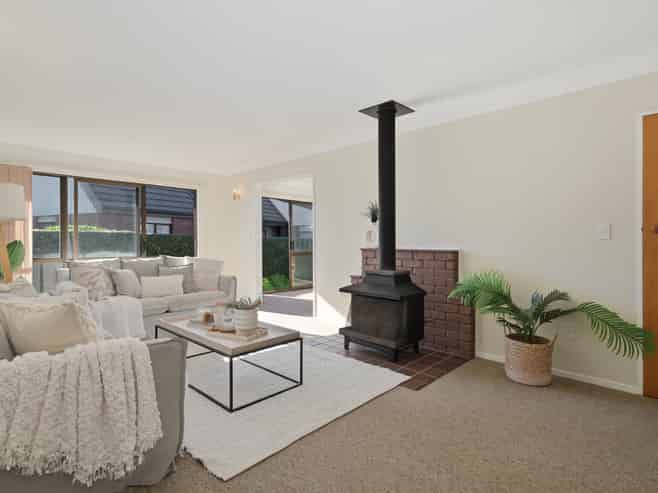 27 Waratah Street, Matua