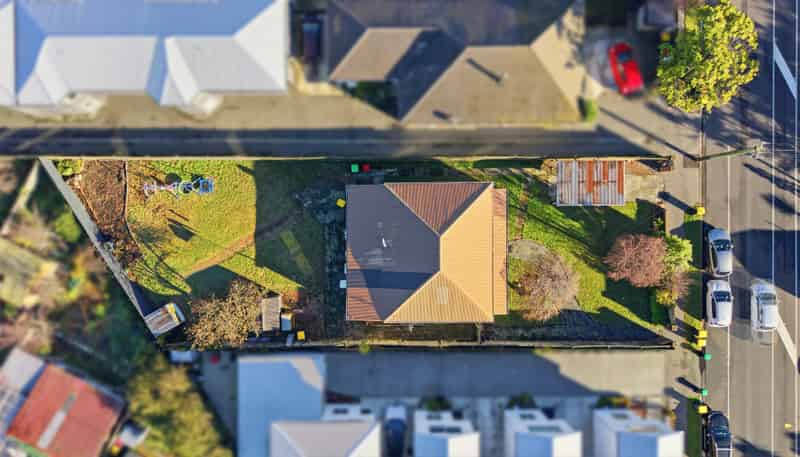 526 Tuam Street, Phillipstown