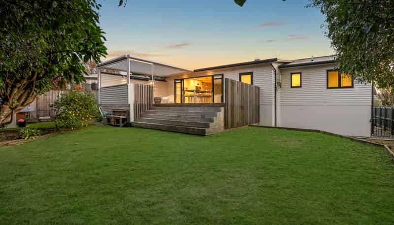 2/49 Roseberry Avenue, Birkenhead